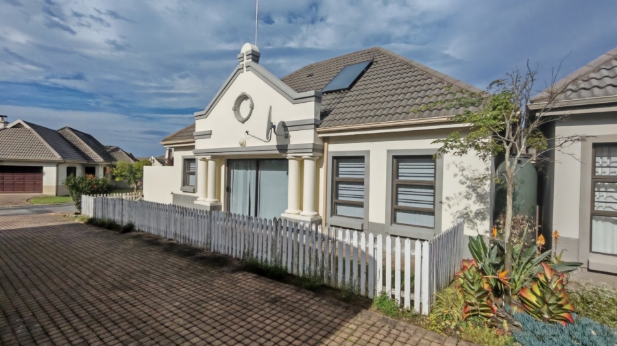 2 Bedroom Property for Sale in Blue Mountain Village Western Cape